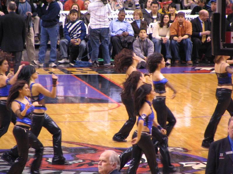 Raptors - 02.04.2005 305.jpg